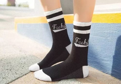 不能露腳踝的冬天,襪子該怎么穿搭最悶騷