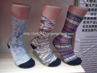 佛山纖貝依舒適時尚印花男運動襪 品質與風格的完美融合