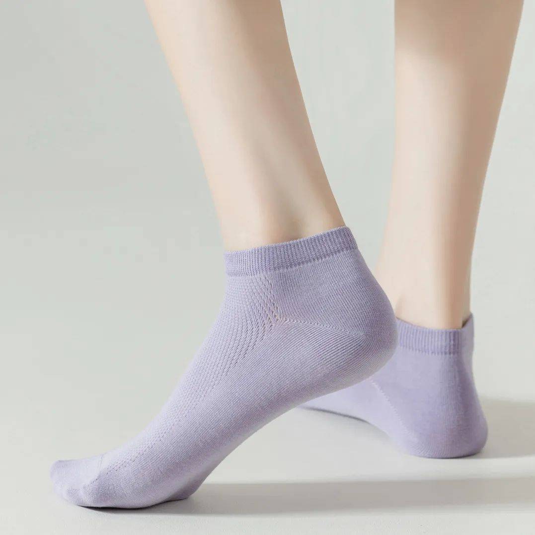 這雙襪子實在太好穿！幾塊錢一雙年年買，我的襪子購物心得