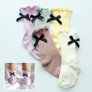 童趣與舒適并存 女童中筒襪、堆堆襪、長筒襪選購指南