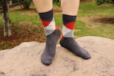 男士菱形襪子 夏季必選的吸汗防臭全棉襪